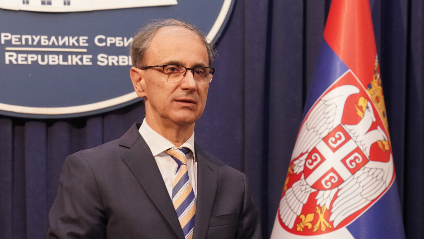 Macut: Ugroženim opštinama biće upućeno 165.000 litara flaširane vode