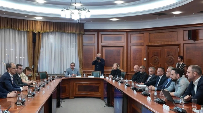 Macut sa dekanima društvenih fakulteta nastavio razgovore o visokom školstvu