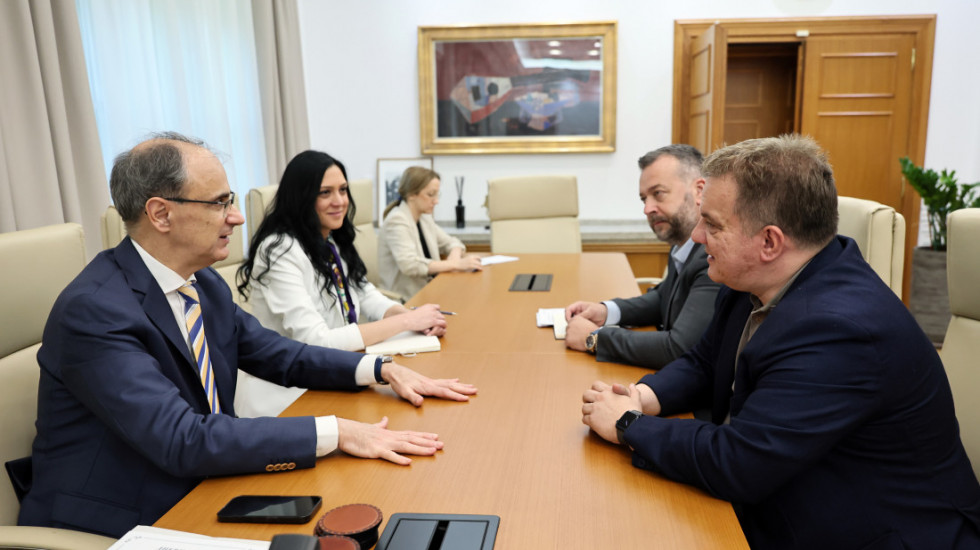 Macut i Stanković o reformi obrazovanja: Fokus na modernizaciji nastave i razvoju kritičkog mišljenja učenika