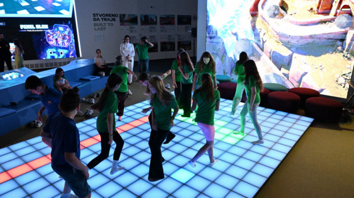 Otvorena futuristička postavka "Srbija kroz vreme" u Expo Playground-u