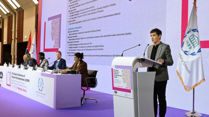 Brnabić otvorila konferenciju parlamentarki: Osnažimo žene da postanu donosioci odluka