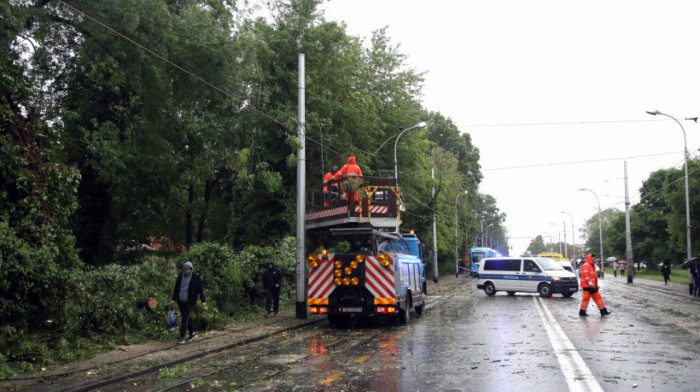 Nevreme zahvatilo Hrvatsku - narandžasti meteoalarm za riječku i splitsku regiju