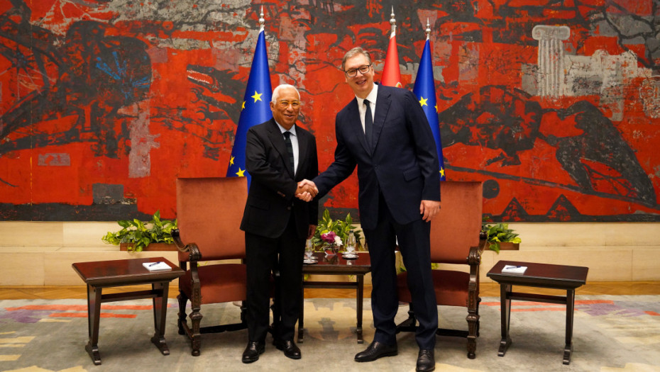 Počeo plenarni razgovor delegacija Srbije i EU, predvođen Vučićem i Koštom