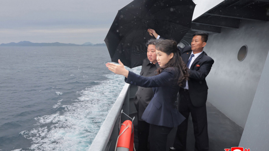 Kim Džong Un prisustvovao testu navigacije razarača Kang Kon