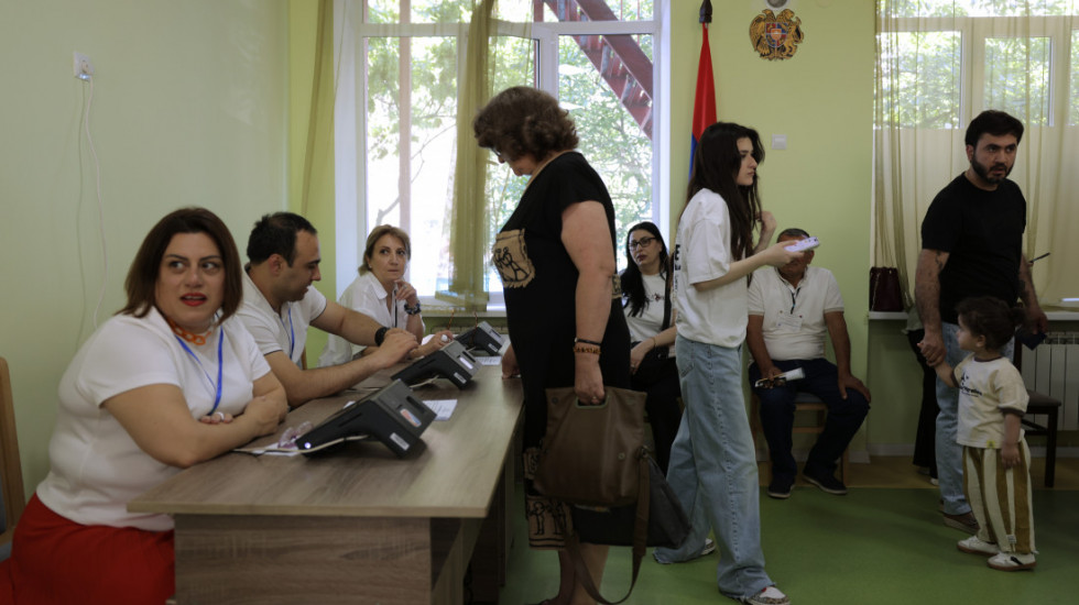 Parlamentarni izbori u Jermeniji: Pašinjan teži bližim odnosima sa EU i SAD uprkos vezama sa Rusijom