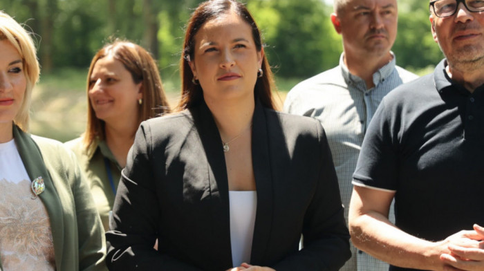 Pavkov potpisala ugovore sa 25 opština za sufinansiranje projekata ozelenjavanja