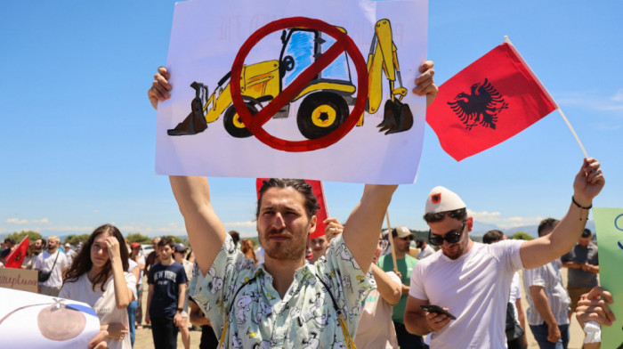 "Flamingo revolucija" u Albaniji: Brisel poslao oštro upozorenje Tirani zbog luksuznog odmarališta Džareda Kušnera