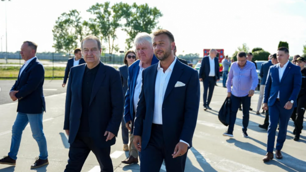 Dačić posetu Slovačkoj započeo obilaskom trkačke staze i kompleksa Slovakia ring (VIDEO)