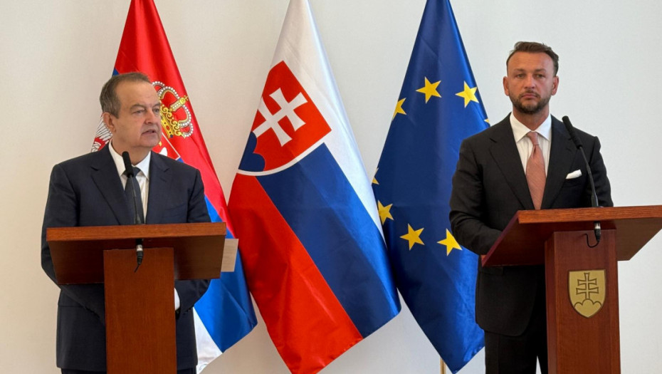 Dačić u Bratislavi: Jačanje saradnje Srbije i Slovačke u borbi protiv kriminala i migracija
