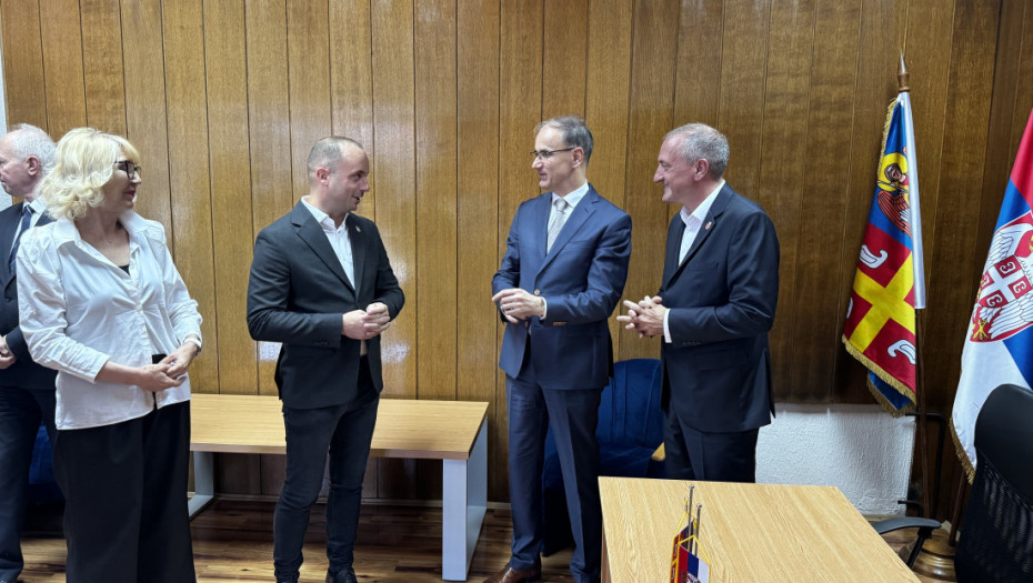 U Aranđelovcu otvorena Kancelarija regionalnog predstavnika Vlade za bržu komunikaciju