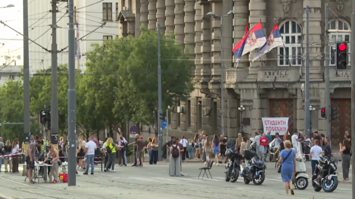 Protest Pubunjenog univerziteta zbog SPIRI pred Vladom Srbije: Najava blokade od 4 sata
