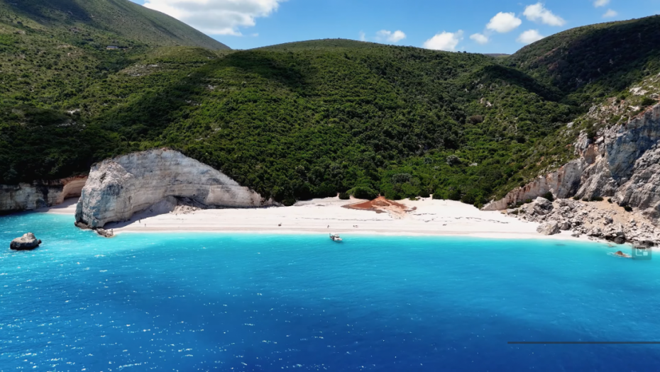 Skrivena plaža na ostrvu koje srpski turisti obožavaju proglašena drugom najlepšom na svetu