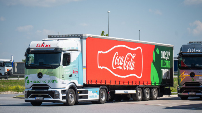 Prvi električni šleperi kompanije Coca-Cola HBC Srbija na najdužoj ruti u domaćem transportu