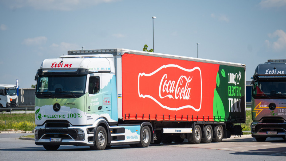 Prvi električni šleperi kompanije Coca-Cola HBC Srbija na najdužoj ruti u domaćem transportu