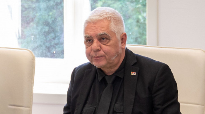 Ministar Bratina poziva Pedra Vargasa Davida da televizije N1 i Nova S registruje u Srbiji