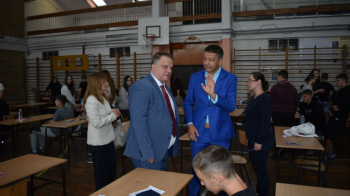 Kako je protekao prvi dan male mature i da li je bilo nepravilnosti? Oglasilo se Ministarstvo prosvete