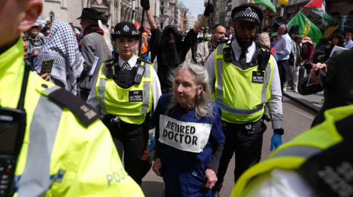 Zabranjena propalestinska organizacija u Velikoj Britaniji: Presuda izazvala proteste ispred suda