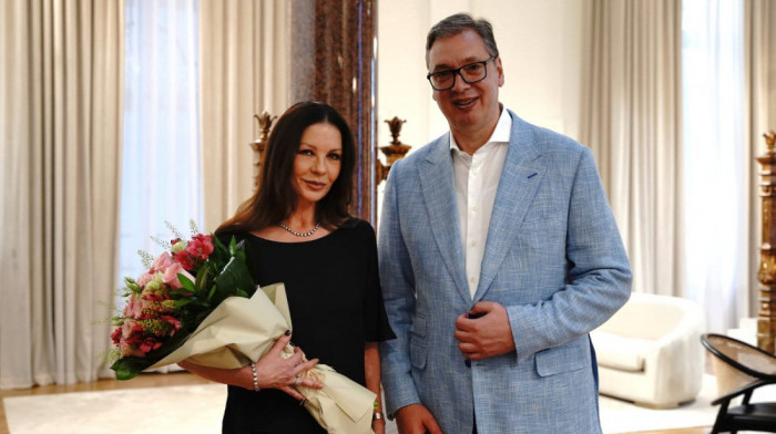 Predsednik Vučić ugostio holivudsku glumicu Ketrin Zitu-Džouns