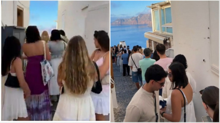 Neverovatne scene na grčkom ostrvu: Turisti čekaju u redovima od 7 ujutru samo zbog jedne fotografije (VIDEO)