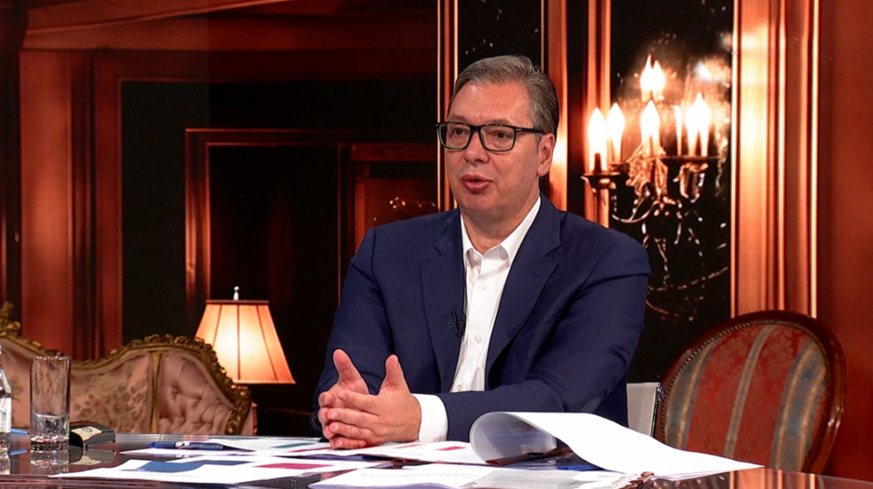 Vučić najavio kada će biti predstavljen širok paket mera za najugroženije