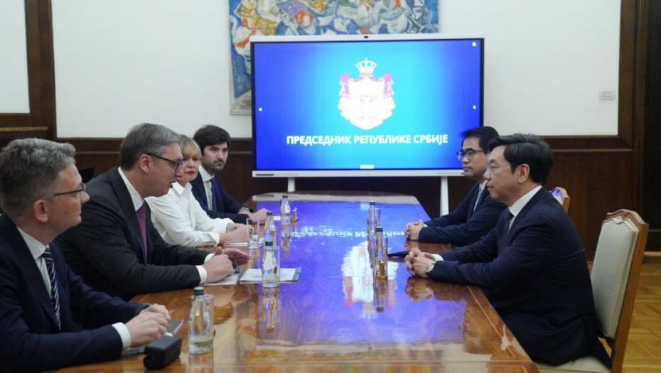 Vučić sa Kaj-Fu Lijem o veštačkoj inteligenciji: Kako tehnologija menja budućnost