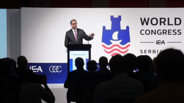 Vučić: Živimo u svetu u kome pada u vodu sve što je oblikovalo svetsku ekonomiju