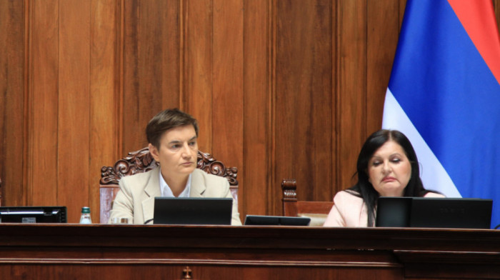 Brnabić: Parandiloviću i Ninkoviću mera udaljenja sa sednice zbpog kršenja Poslovnika