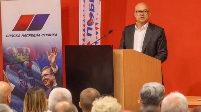 Vučević na GO SNS Novog Sada: Jasna rešenost da nastavimo borbu za Srbiju koja radi i napreduje