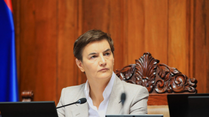 Brnabić: Božoviću jedino važno da navode o "zvučnom topu" zloupotrebi protiv Srbije