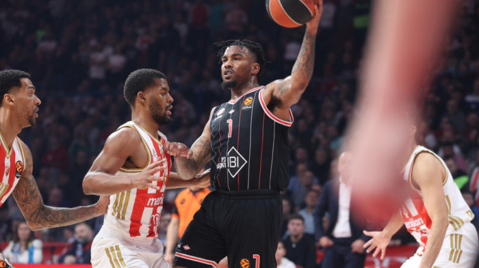 Kris Džons pojačao bekovsku liniju Crvene zvezde