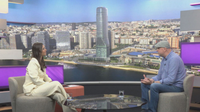 Dušan Đukarić poklanja publici izložbu "Dah akvarela" povodom 46 godina Galerije Singidunum