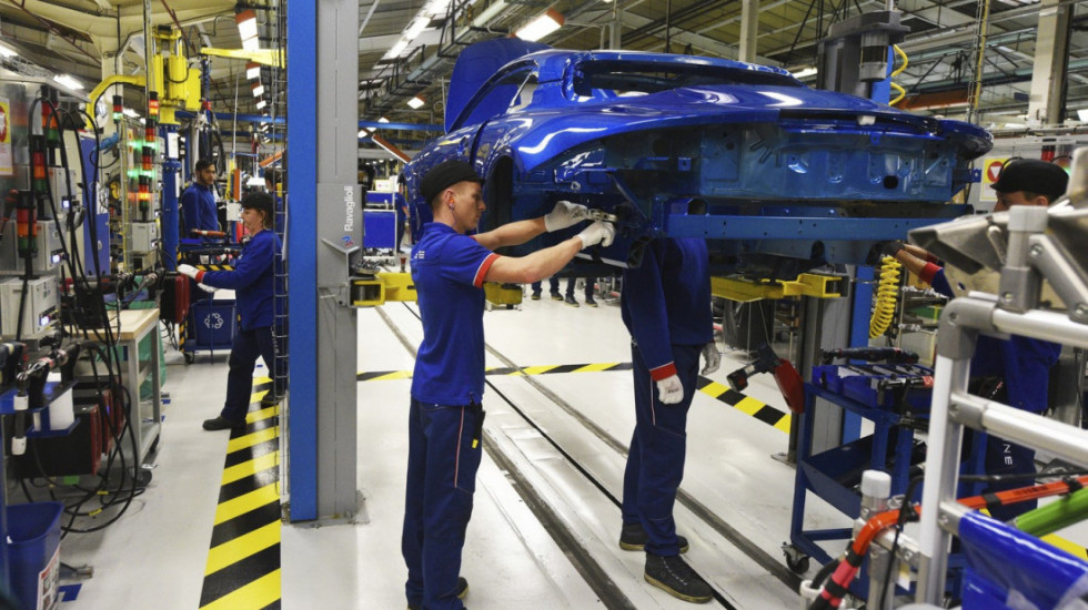 Direktor Renoa: Evropska auto-industrija vodi bitku za opstanak, naredne godine biće presudne