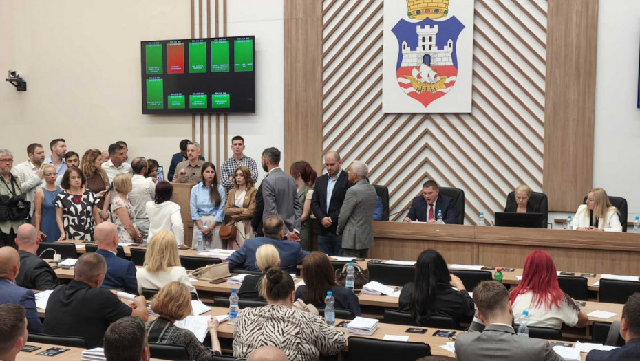 Počela sednica Skupštine Grada Beograda, pred odbornicima i rebalans budžeta