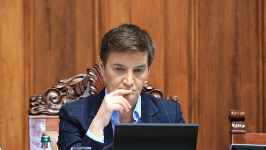 Brnabić: Nabavka paravana ispunjavanje preporuka ODIHR, blokaderi to ne žele