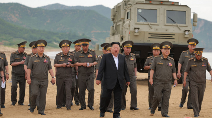 Kim Džong Un nadgledao testove oružja: Severna Koreja predstavila nove raketne sisteme