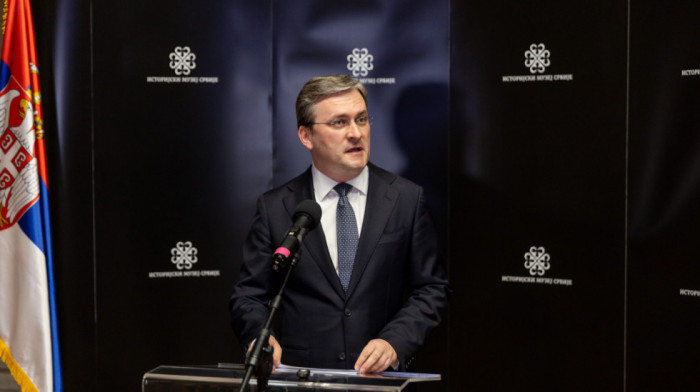Ministar Selaković otvorio izložbu "Vidovdan - državni praznik"