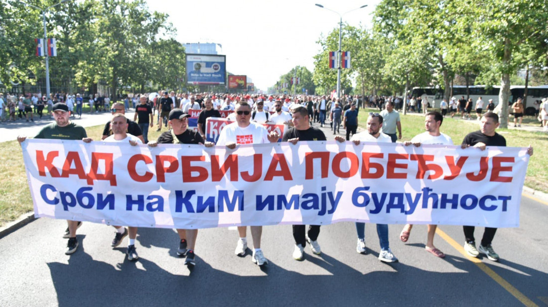 Simić: I danas bilo provociranja Srba sa KiM koji su putovali autobusima u Beograd