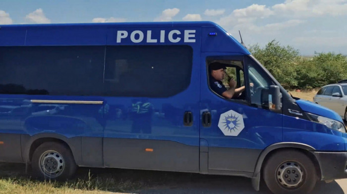 U pucnjavi u Podujevu povređene četiri osobe