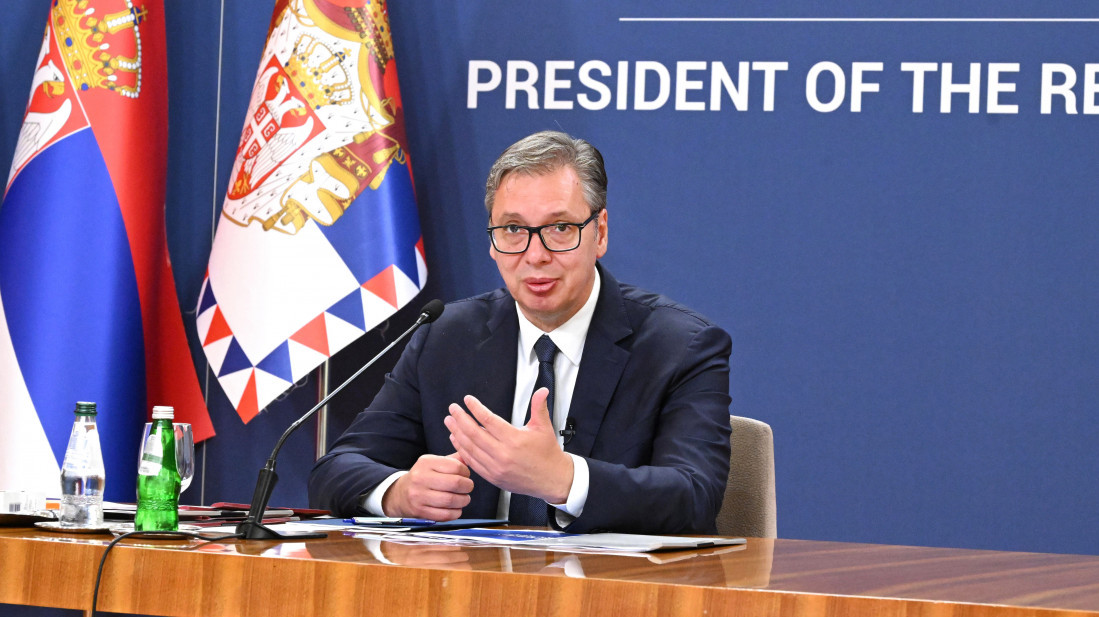 Vučić predstavio paket mera vredan više od 600 miliona evra: Pomoć penzionerima i najava većih plata i penzija