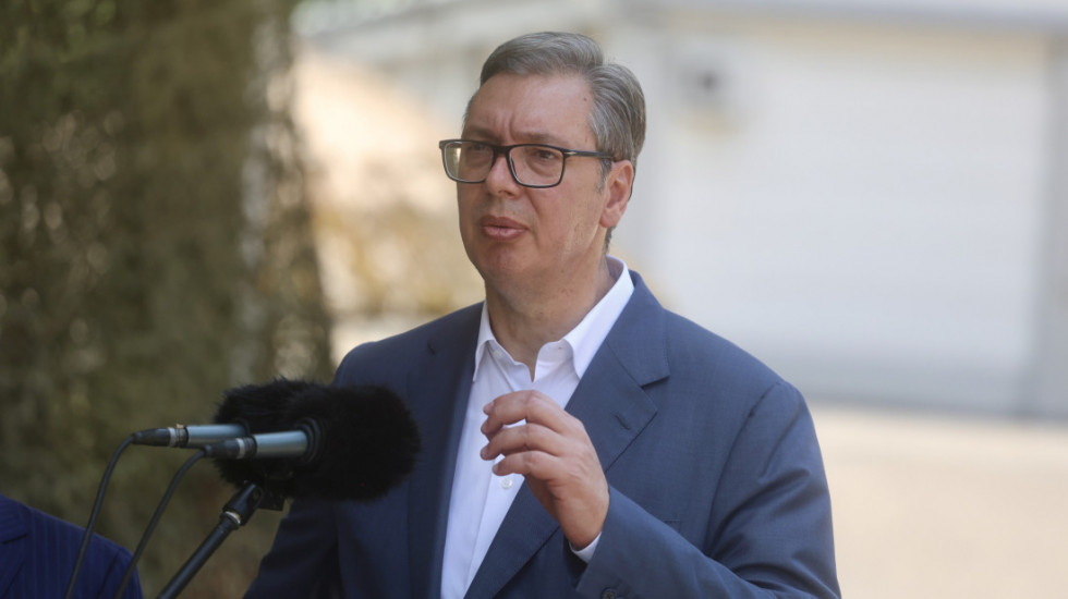 Vučić: Žandarmerija ne obezbeđuje Radoičića ni Veselinovića