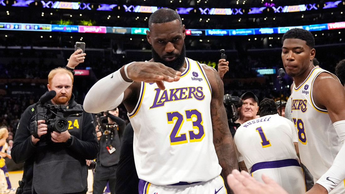 Kraj ere u Los Anđelesu: Lebron Džejms napustio Lejkerse