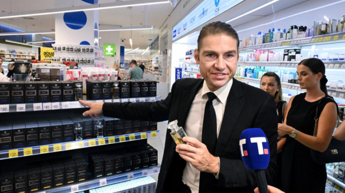Svetski parfemski influenser Džeremi Frejgrans u Beogradu: "Osećam se kao u Dubaiju"