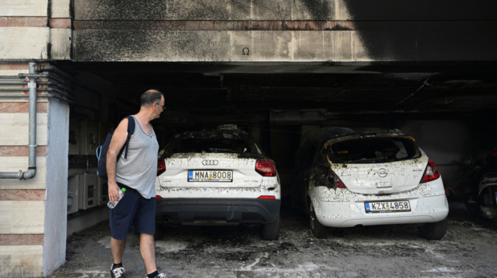 Tri napada na kuće funkcionera Nove demokratije u Solunu, petoro povređenih
