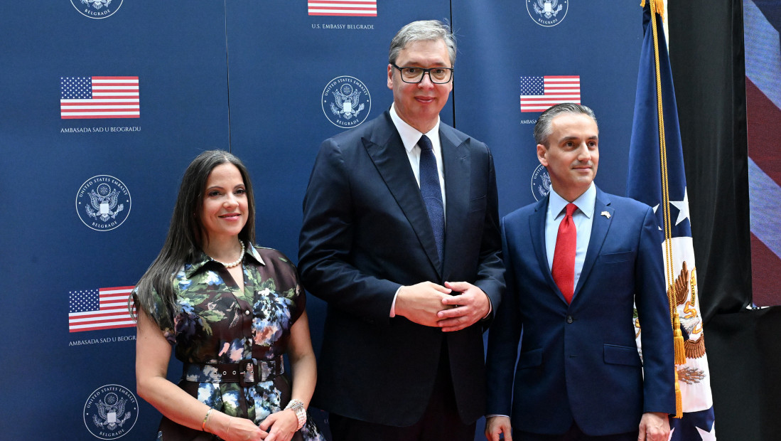 Ambasada SAD u Beogradu priredila prijem povodom 250 god nezavisnosti, prisustvuje Vučić
