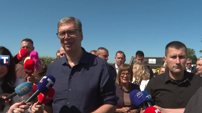Vučić obilazi radove kod Bezdana na deonici "Osmeha Vojvodine": Ova saobraćajnica postaje značajna za ljude na severu