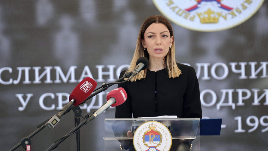 Mesarović u Bratuncu: Zločin nad nevinom decom ne sme da ostane pod velom zaborava