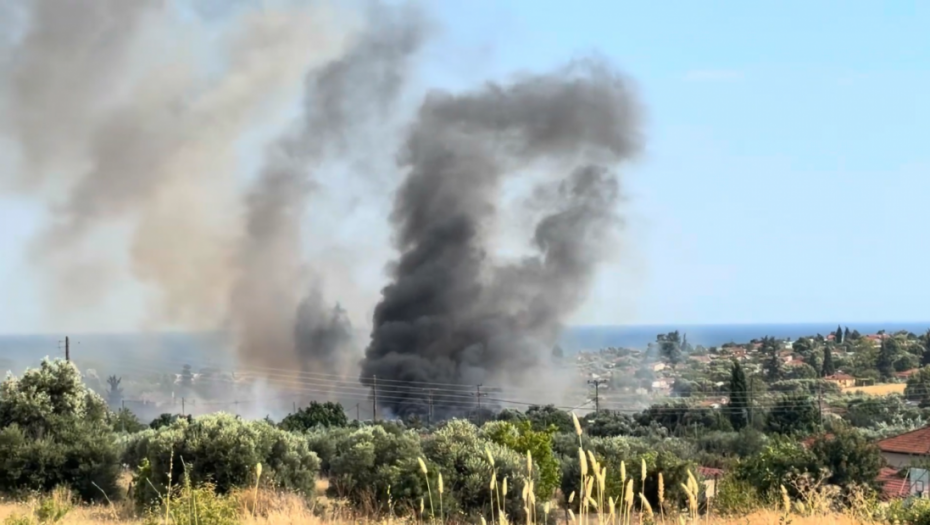 Požar na Halkidikiju: U gašenju učestvuju i avioni, stiglo hitno upozorenje građanima (VIDEO)