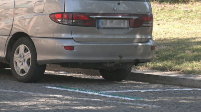 Izmenjena pravila parkiranja u Zemunu: Šta je novo za vozače i stanare