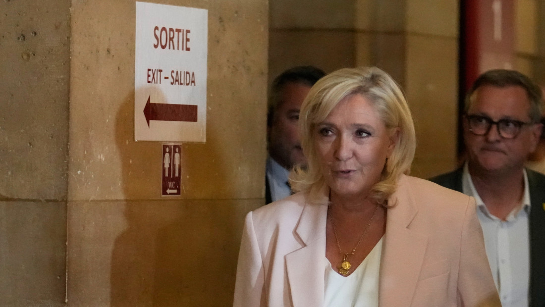 Marin Le Pen osuđena na tri godine zatvora,jednu mora da izdrži uz elektronski nadzor