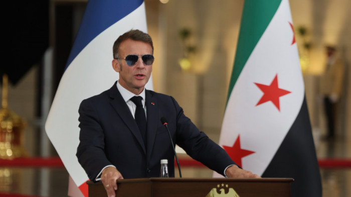 Makron: Siriji vraćamo 51 milion evra zaplenjene imovine porodice Asad